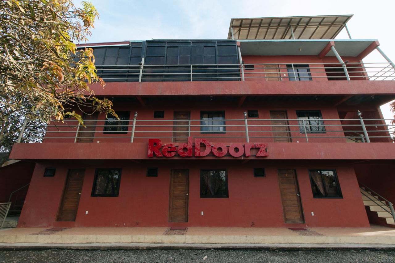 Reddoorz Plus At Malabag Silang - Vaccinated Staff Eksteriør bilde
